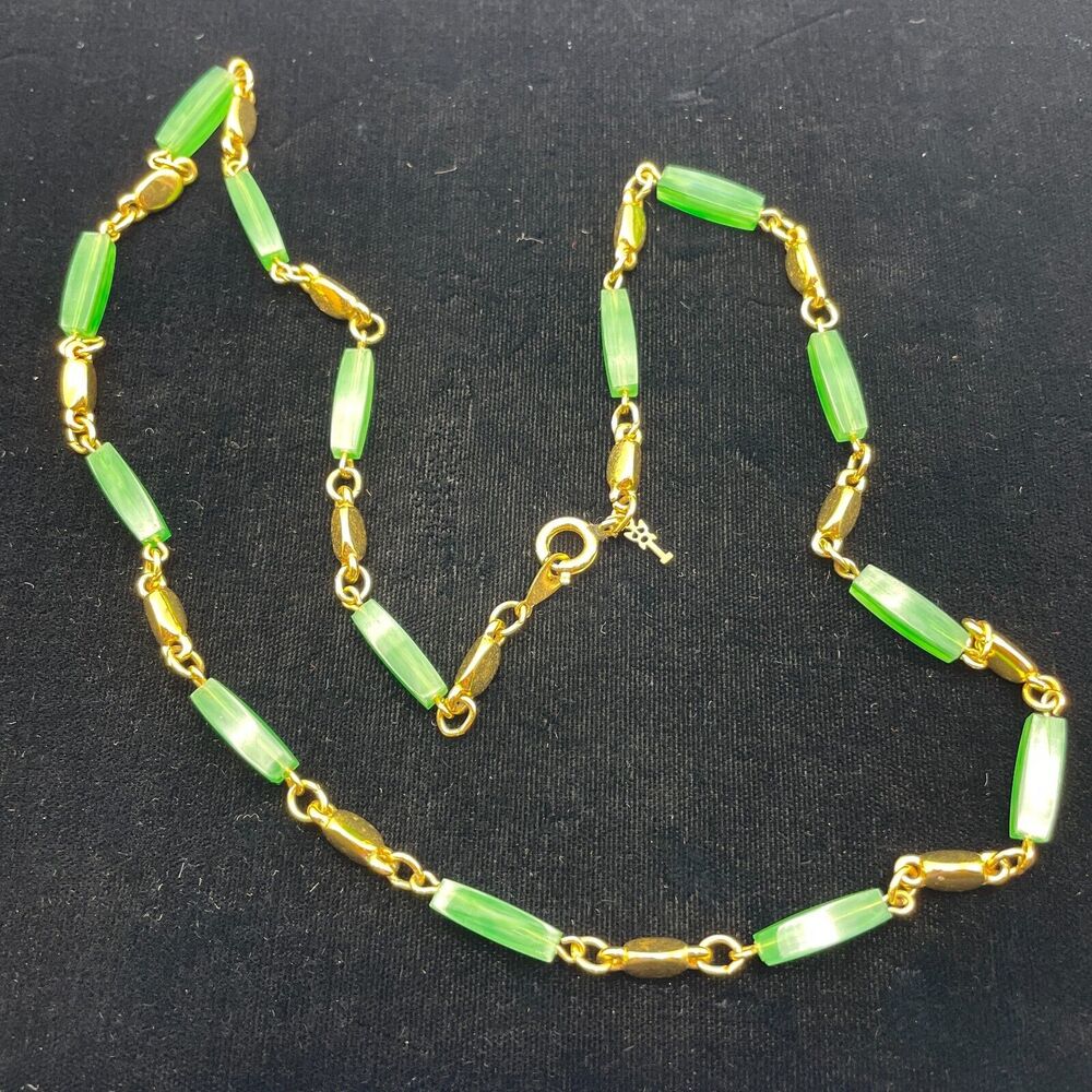 Trifari Marbled Acrylic Green Jade Gold Tone Link 21" Necklace Hang Tag Signed